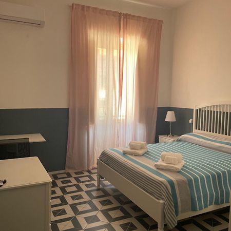Hotel Donna Maria Sapri Zewnętrze zdjęcie
