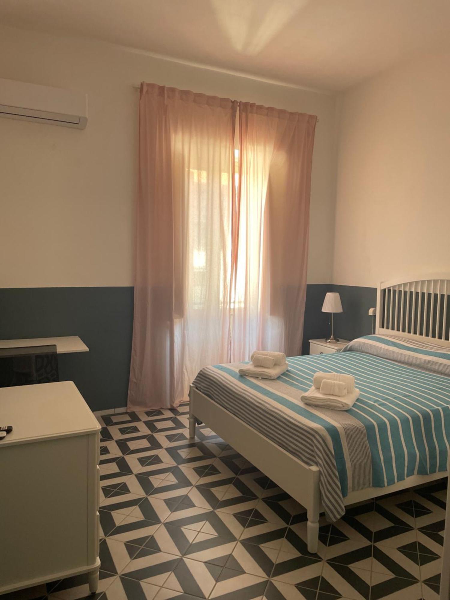 Hotel Donna Maria Sapri Zewnętrze zdjęcie